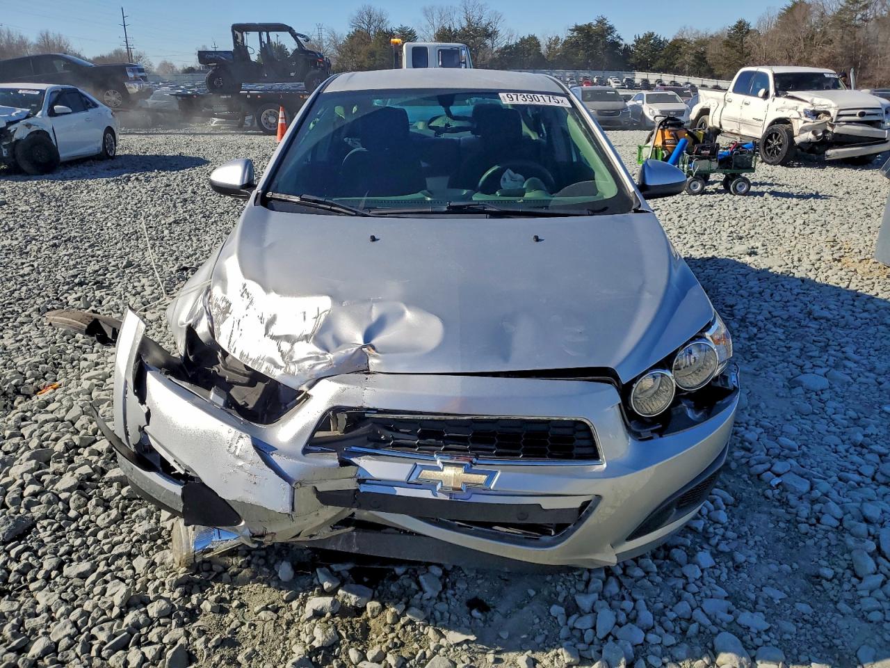 Chevrolet Sonic Lt Image 8