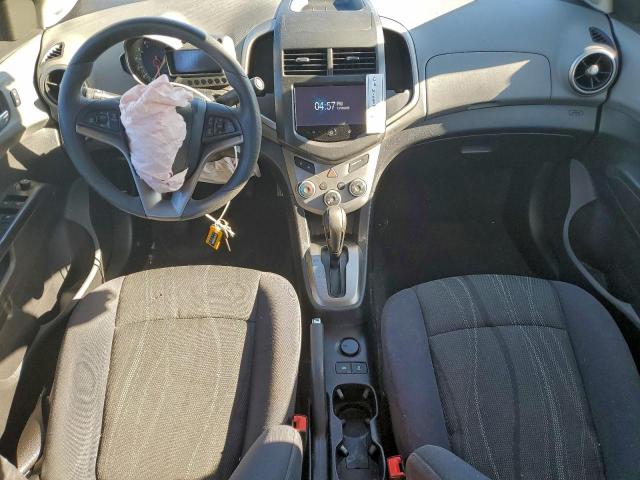 Chevrolet Sonic Lt Image 6