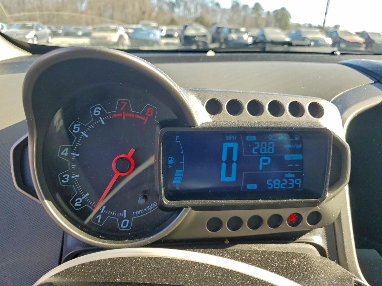 Chevrolet Sonic Lt Image 5