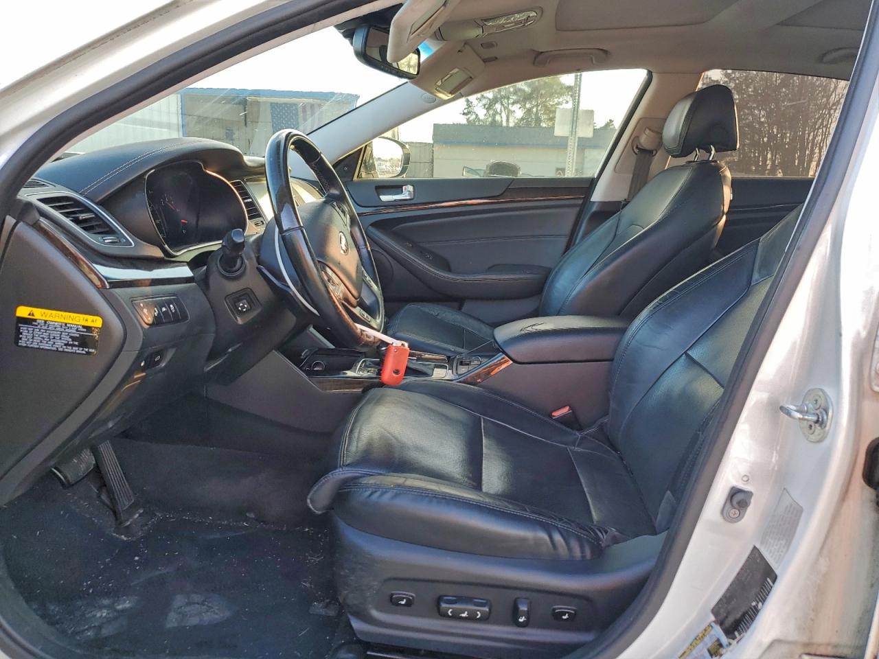 Kia Cadenza Premium Image 11