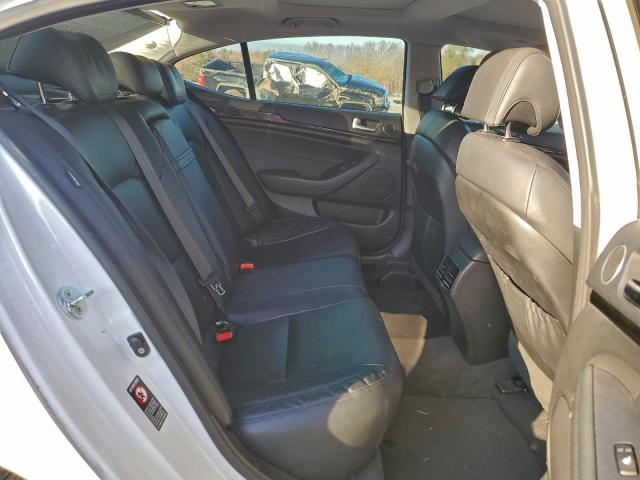 Kia Cadenza Premium Image 9