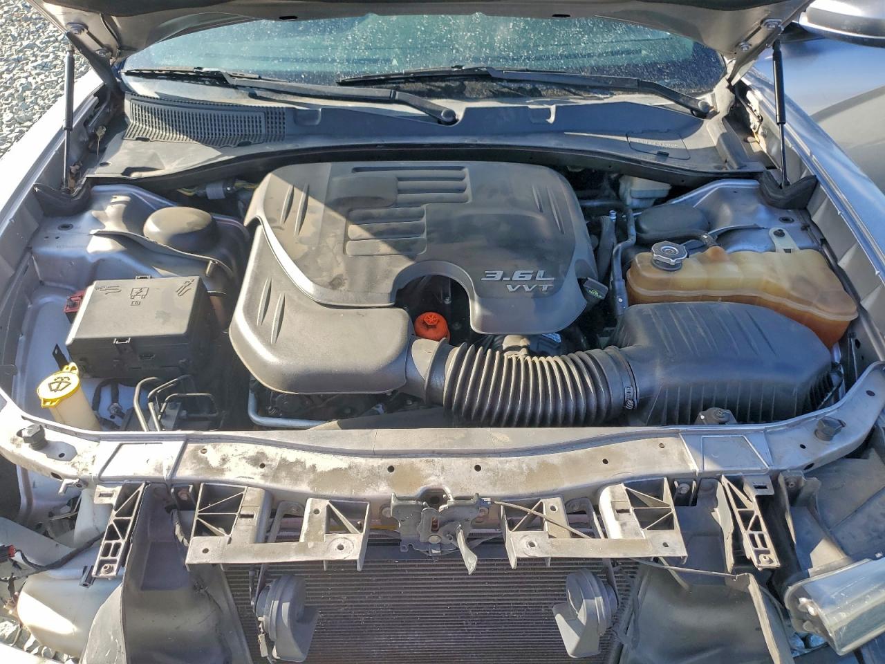 Dodge Charger Se Image 11