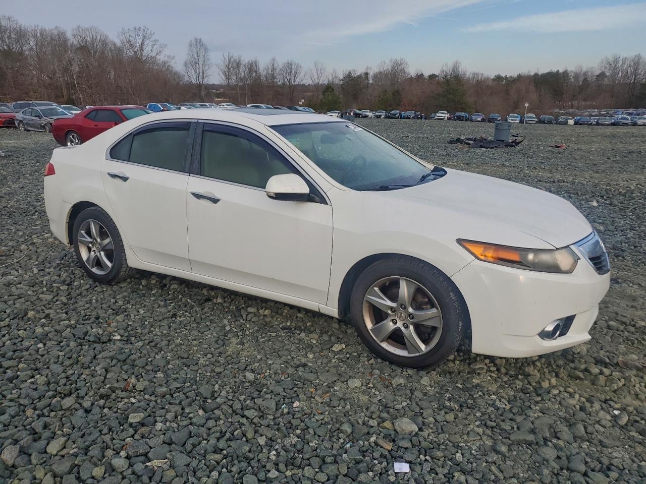 Acura TSX Image 10