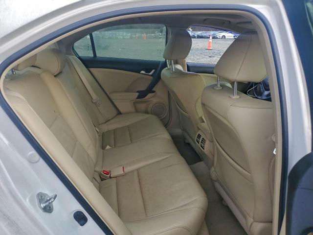 Acura TSX Image 8
