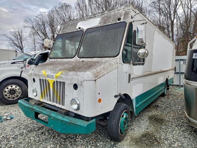  Salvage Workhorse Custom Cha Commercial