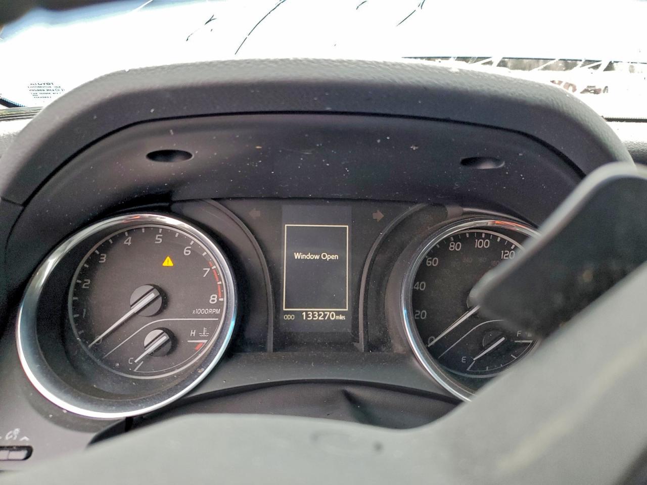 Toyota Camry L Image 4