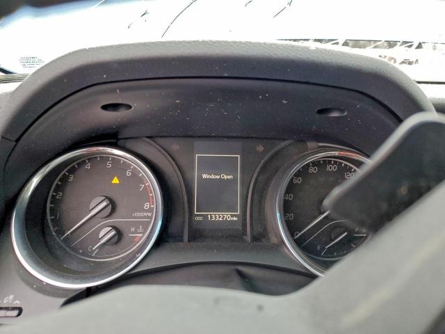 Toyota Camry L Image 4