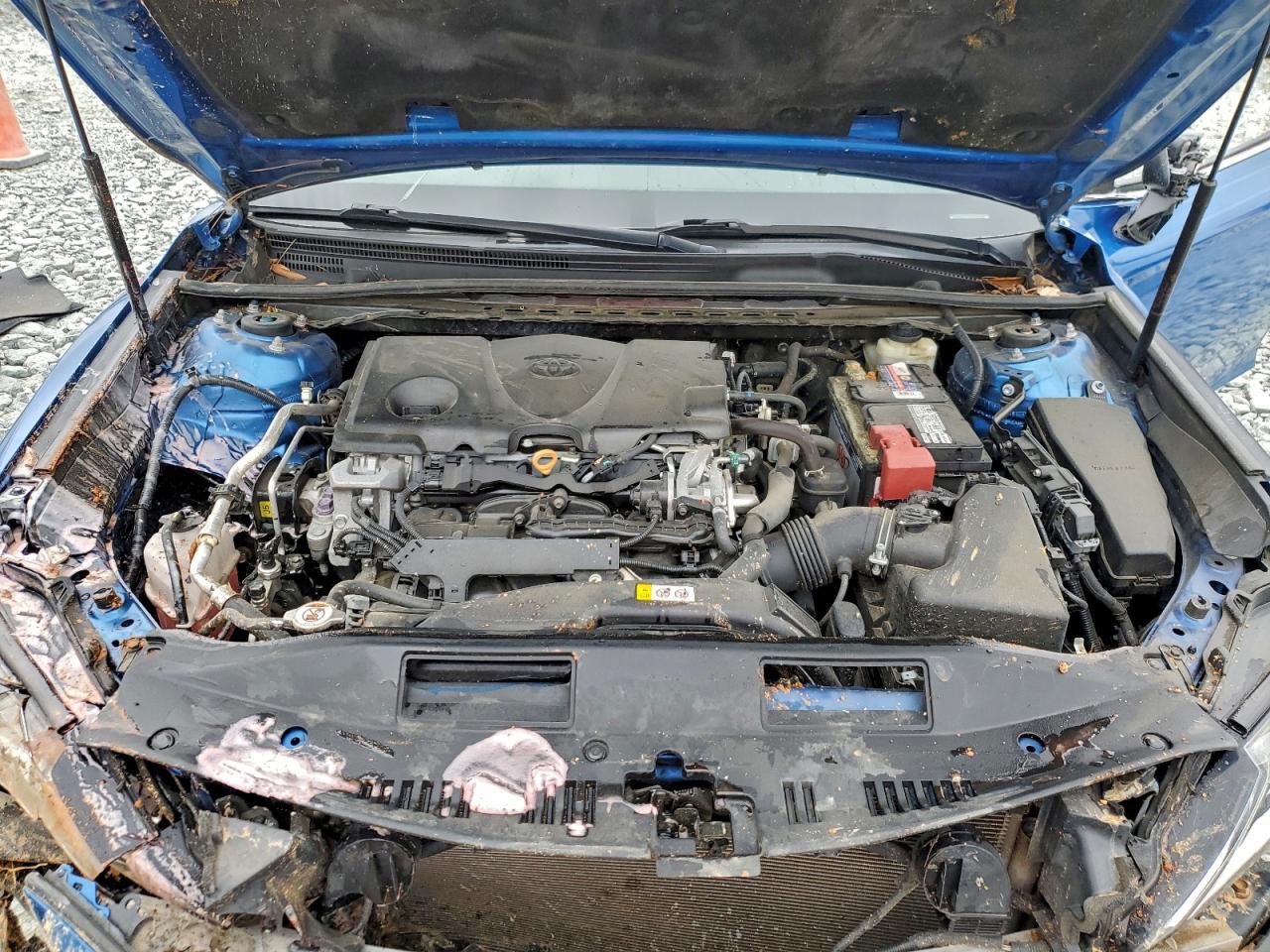 Toyota Camry L Image 7