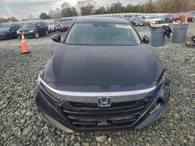 Honda Accord Touring Image 9