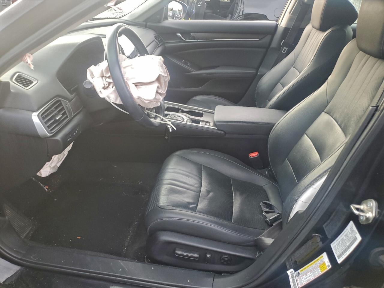 Honda Accord Touring Image 11