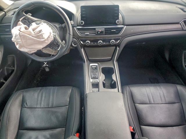 Honda Accord Touring Image 5