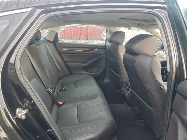 Honda Accord Touring Image 6