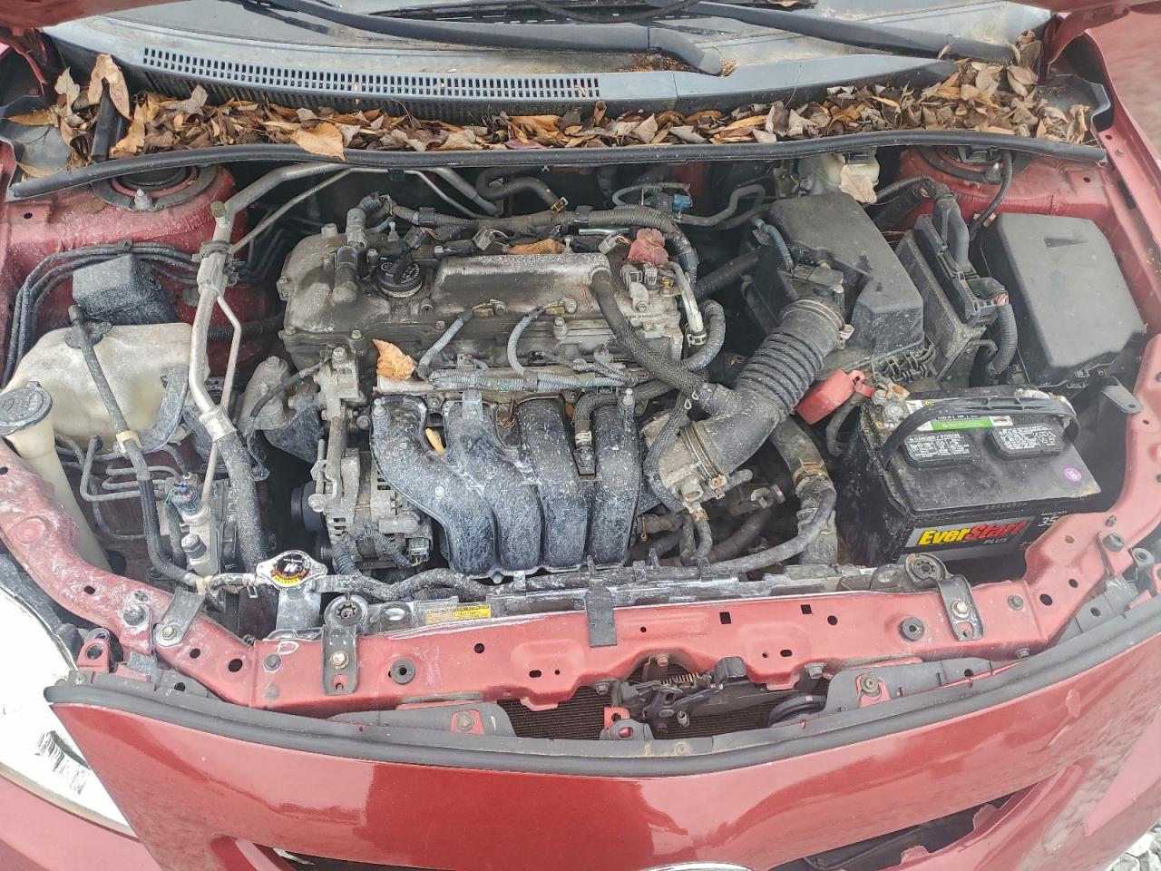 Toyota Corolla Base Image 8