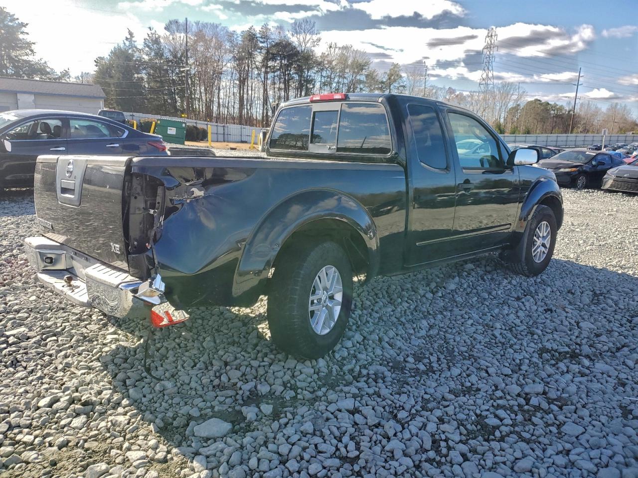 Nissan Frontier King Cab Xe Image 2