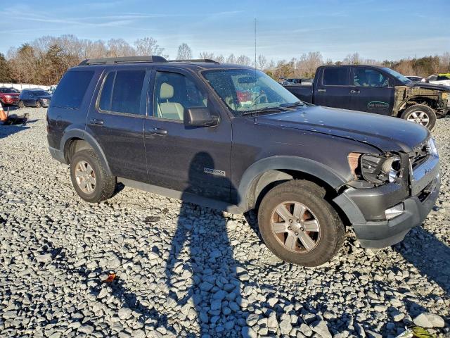 Ford Explorer Xlt Image 6