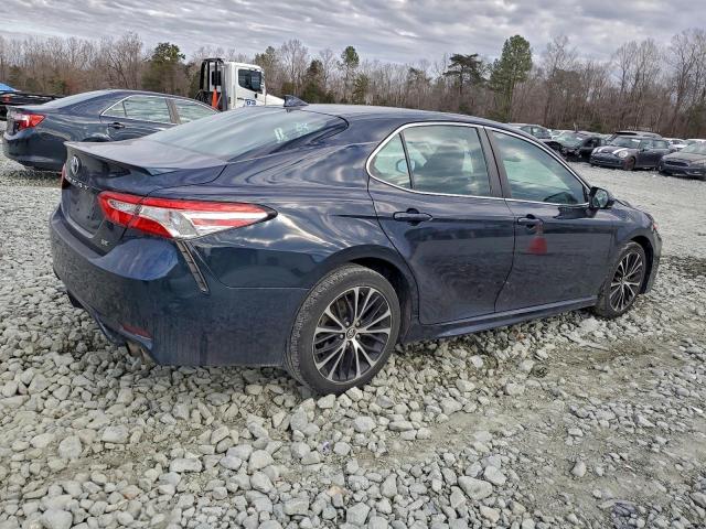 Toyota Camry Se Image 3