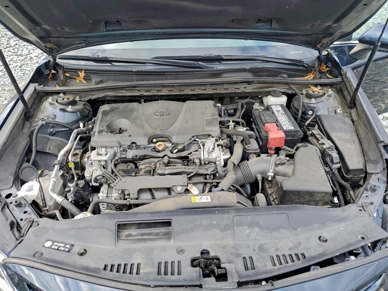 Toyota Camry Se Image 12