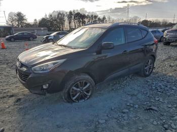  Salvage Hyundai TUCSON