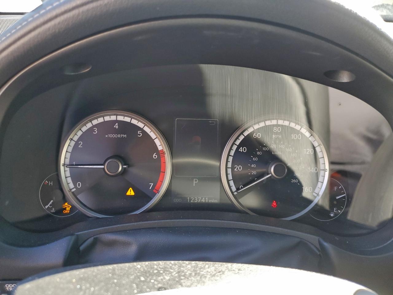 Lexus NX 300 Base Image 2