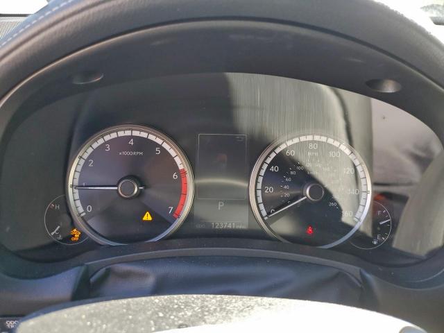 Lexus NX 300 Base Image 2