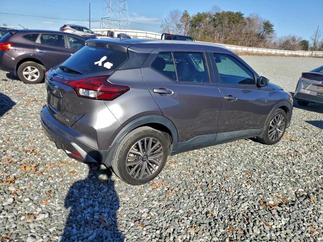 Nissan Kicks Sv Image 3