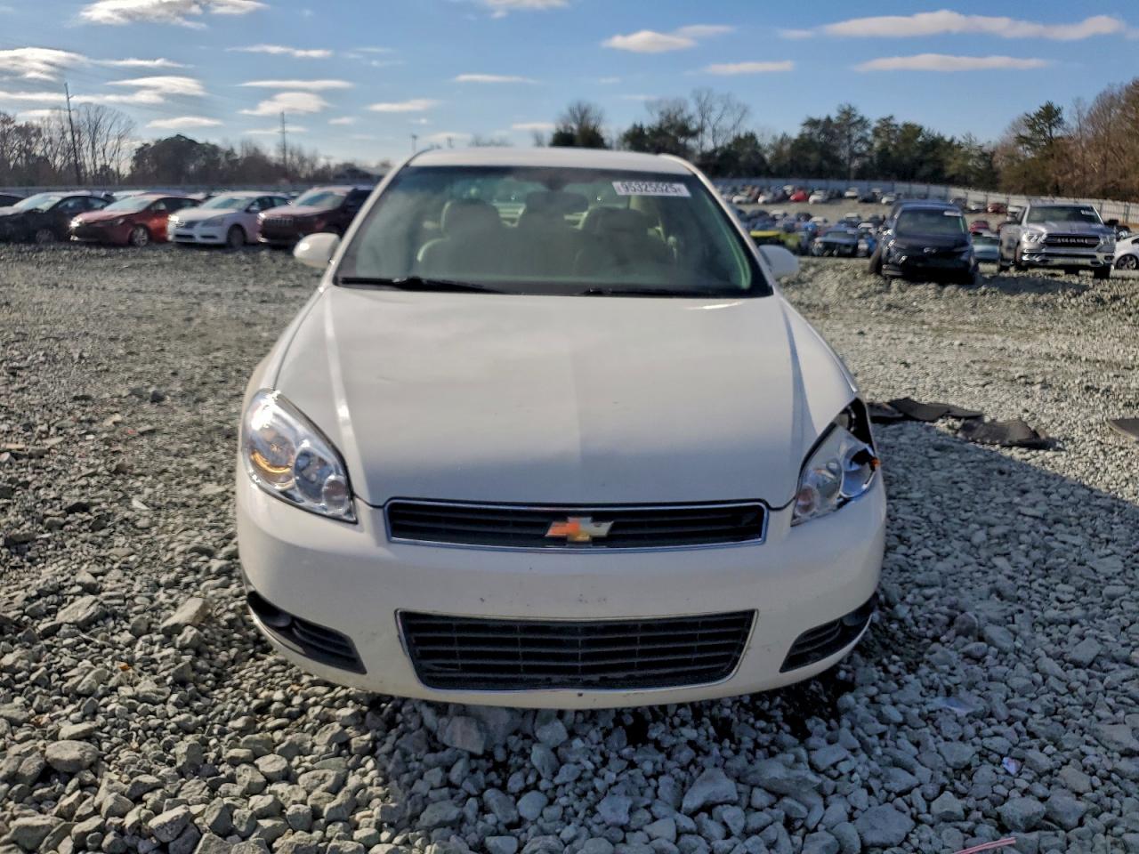 Chevrolet Impala Lt Image 3