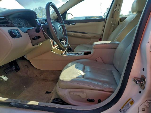 Chevrolet Impala Lt Image 8