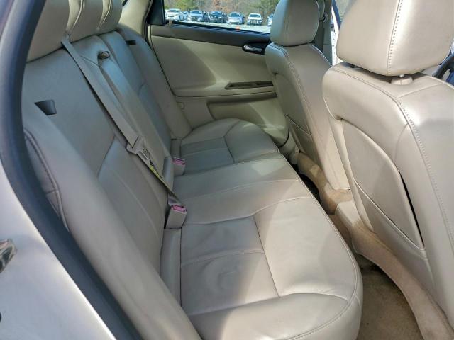 Chevrolet Impala Lt Image 9