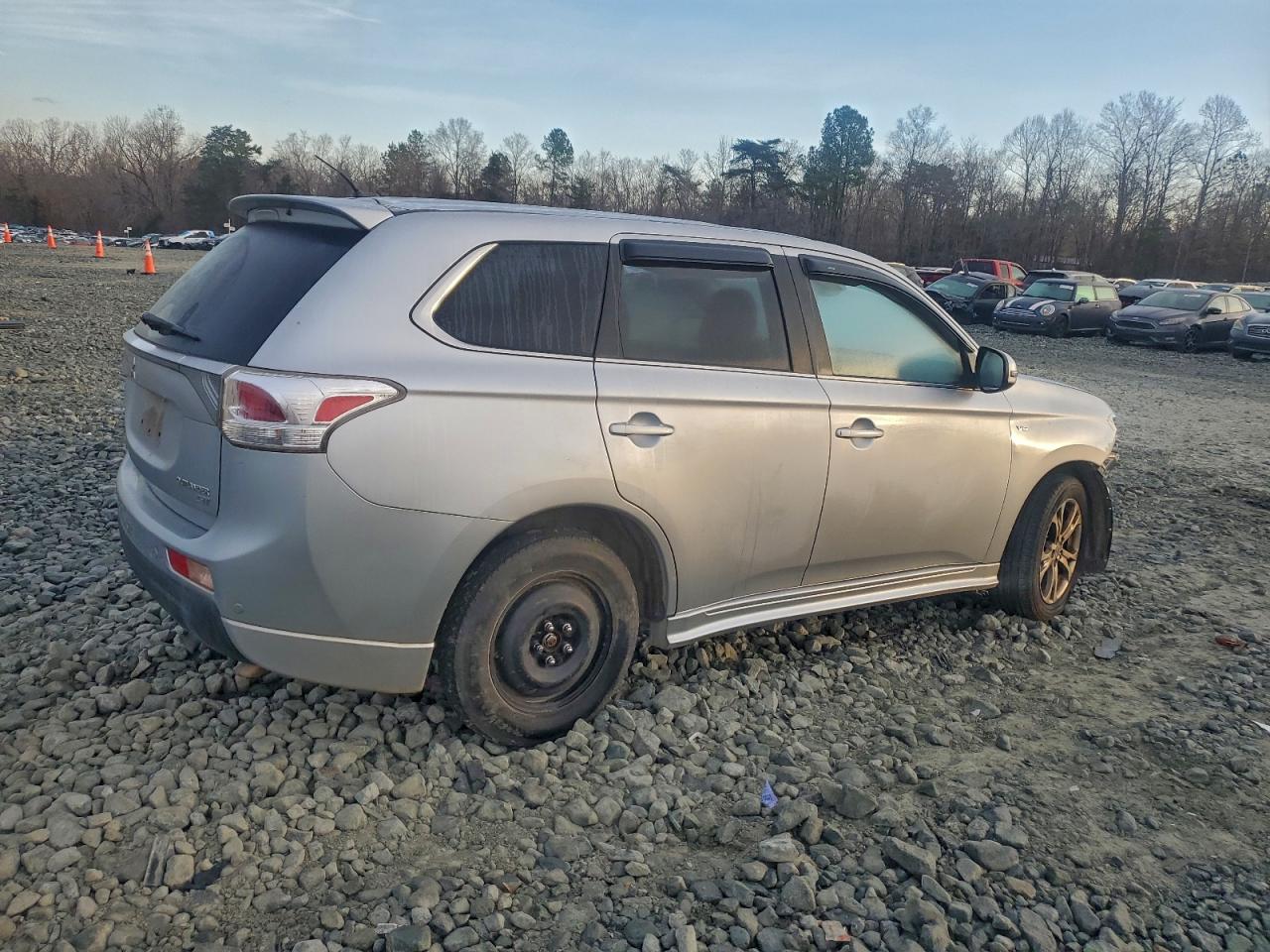 Mitsubishi Outlander Gt Image 8