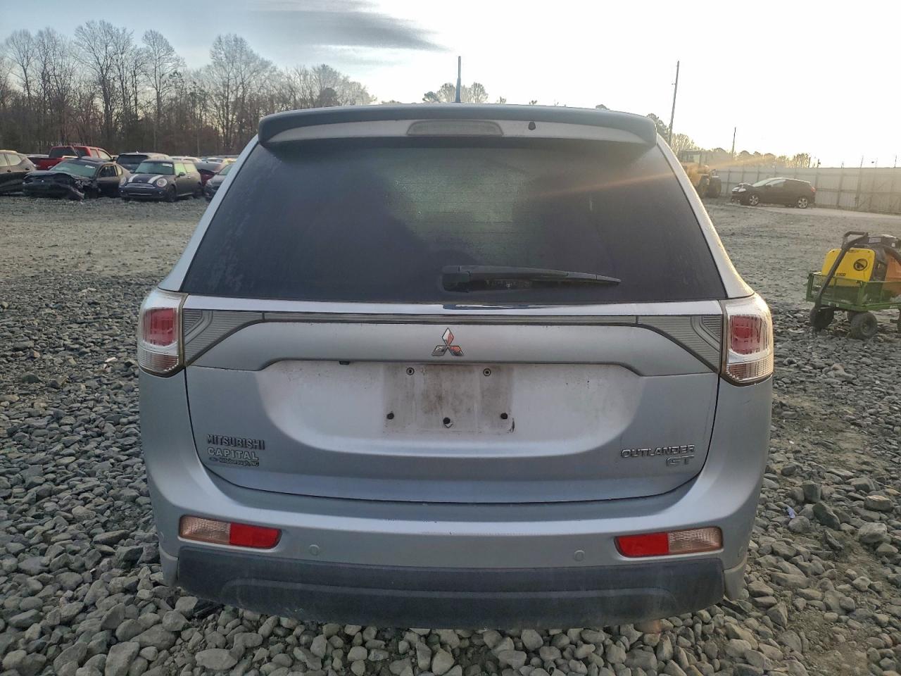 Mitsubishi Outlander Gt Image 10