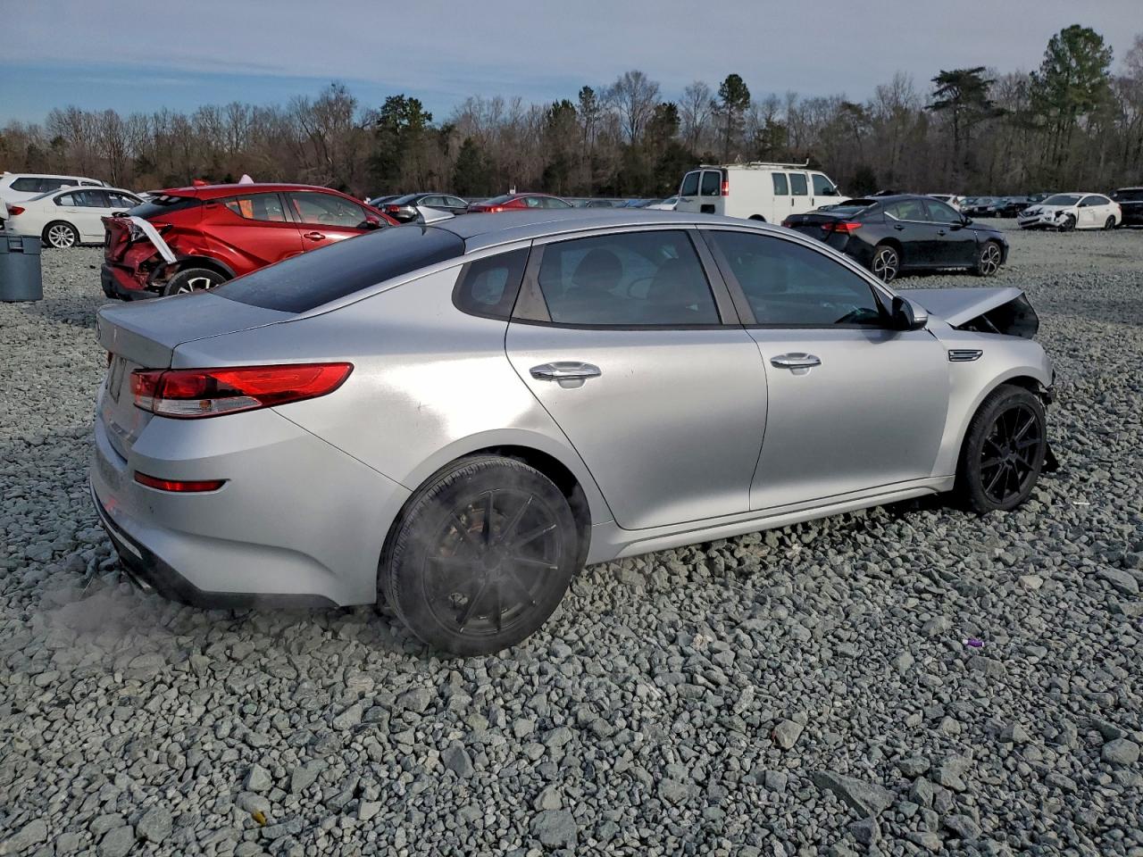 Kia Optima Lx Image 8