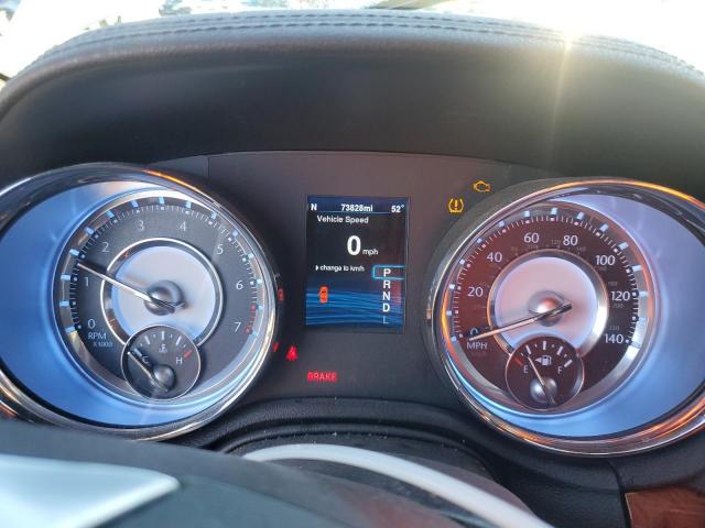 Chrysler 300 Image 9