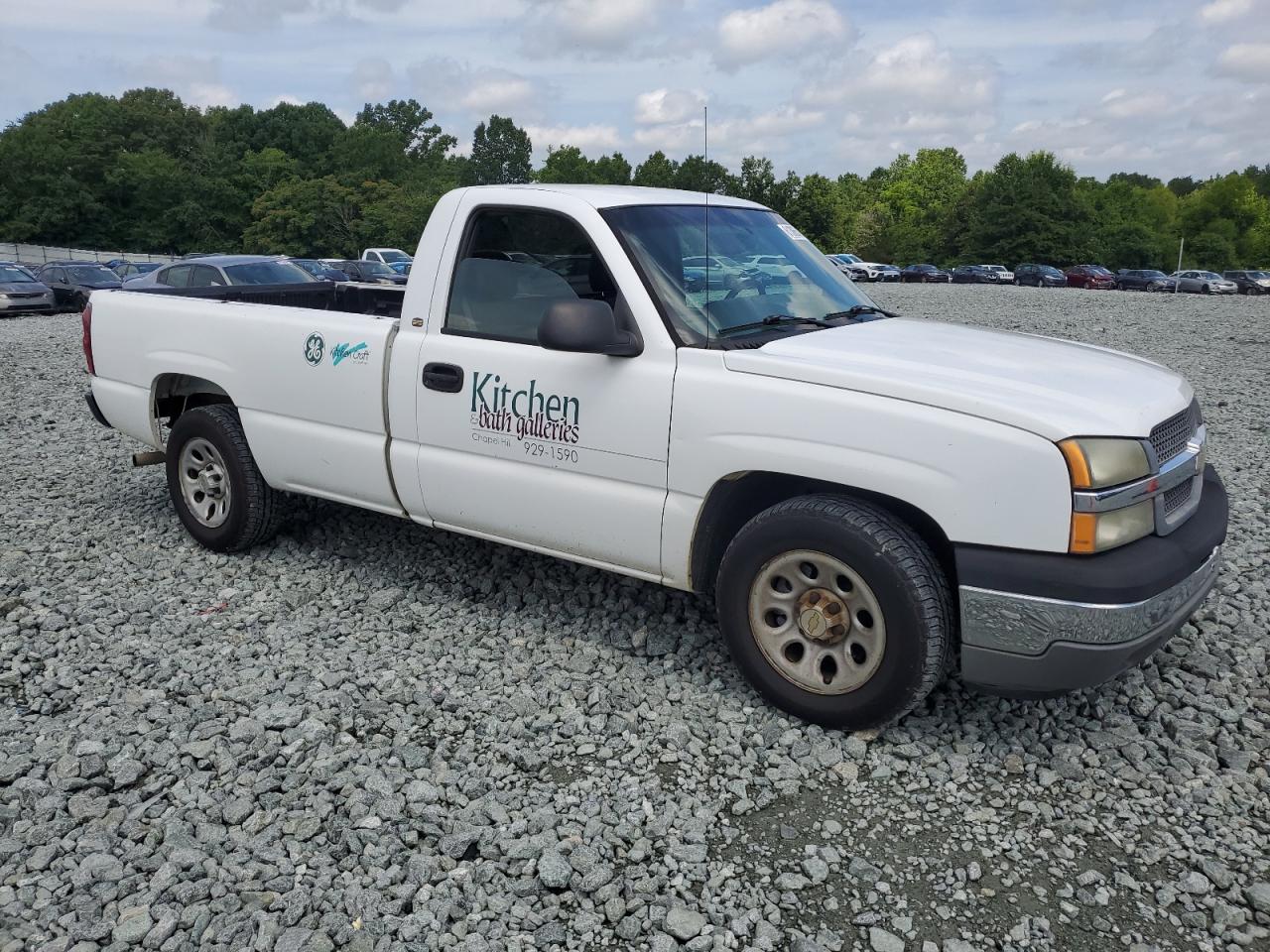 Chevrolet Silverado C1500 Image 10