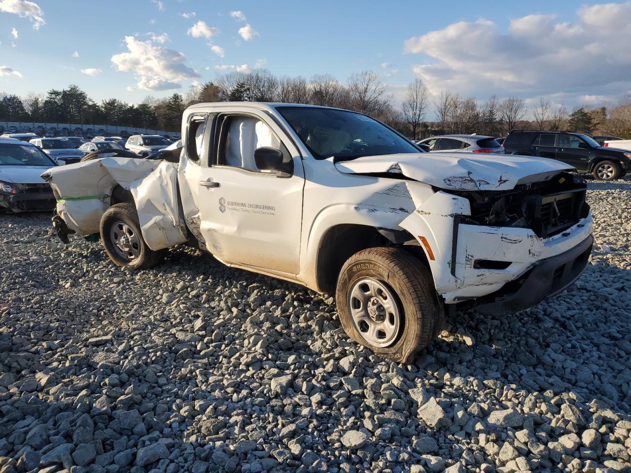 Nissan Frontier S Image 5