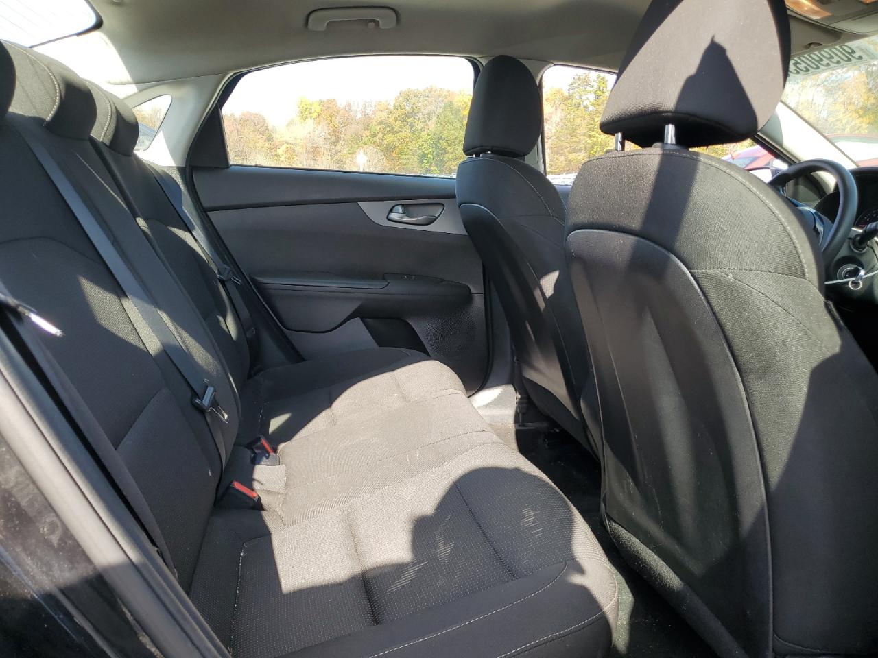 Kia Forte Fe Image 7