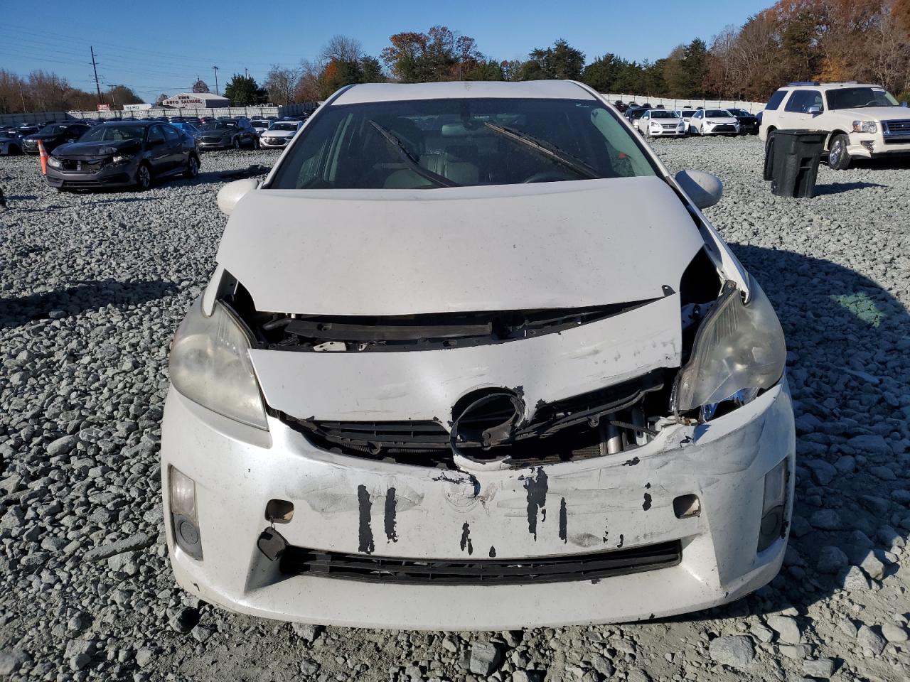 Toyota Prius Image 10