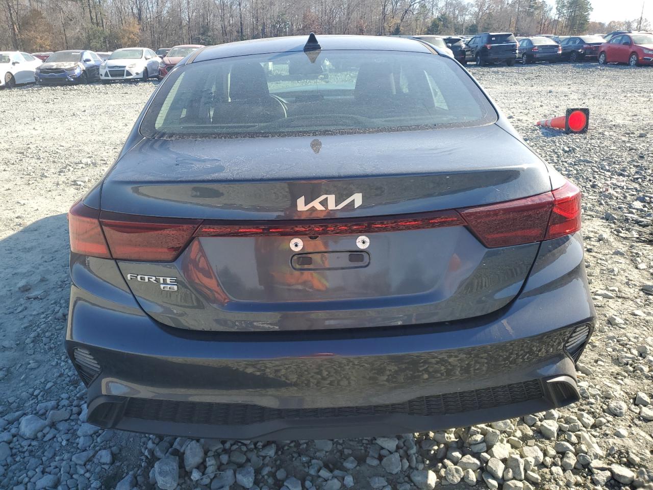 Kia Forte Lx Image 2