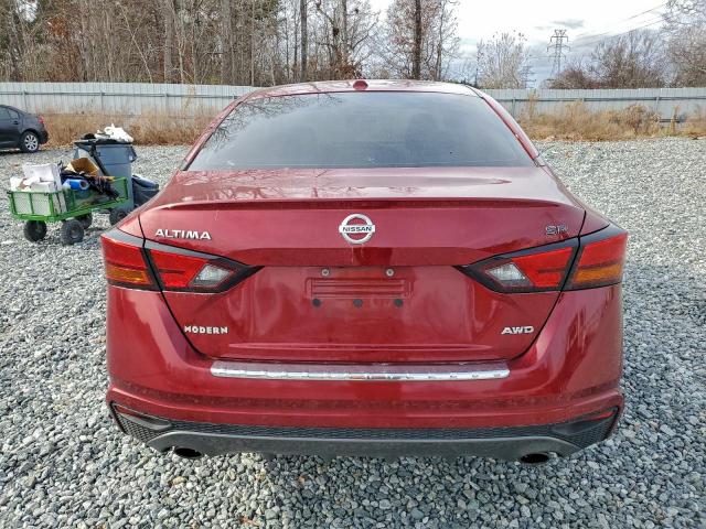 Nissan Altima Sr Image 7