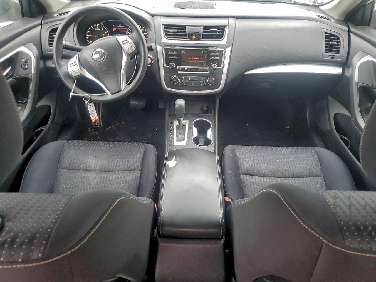 Nissan Altima 2.5 Image 8