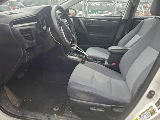 Toyota Corolla L Image 6