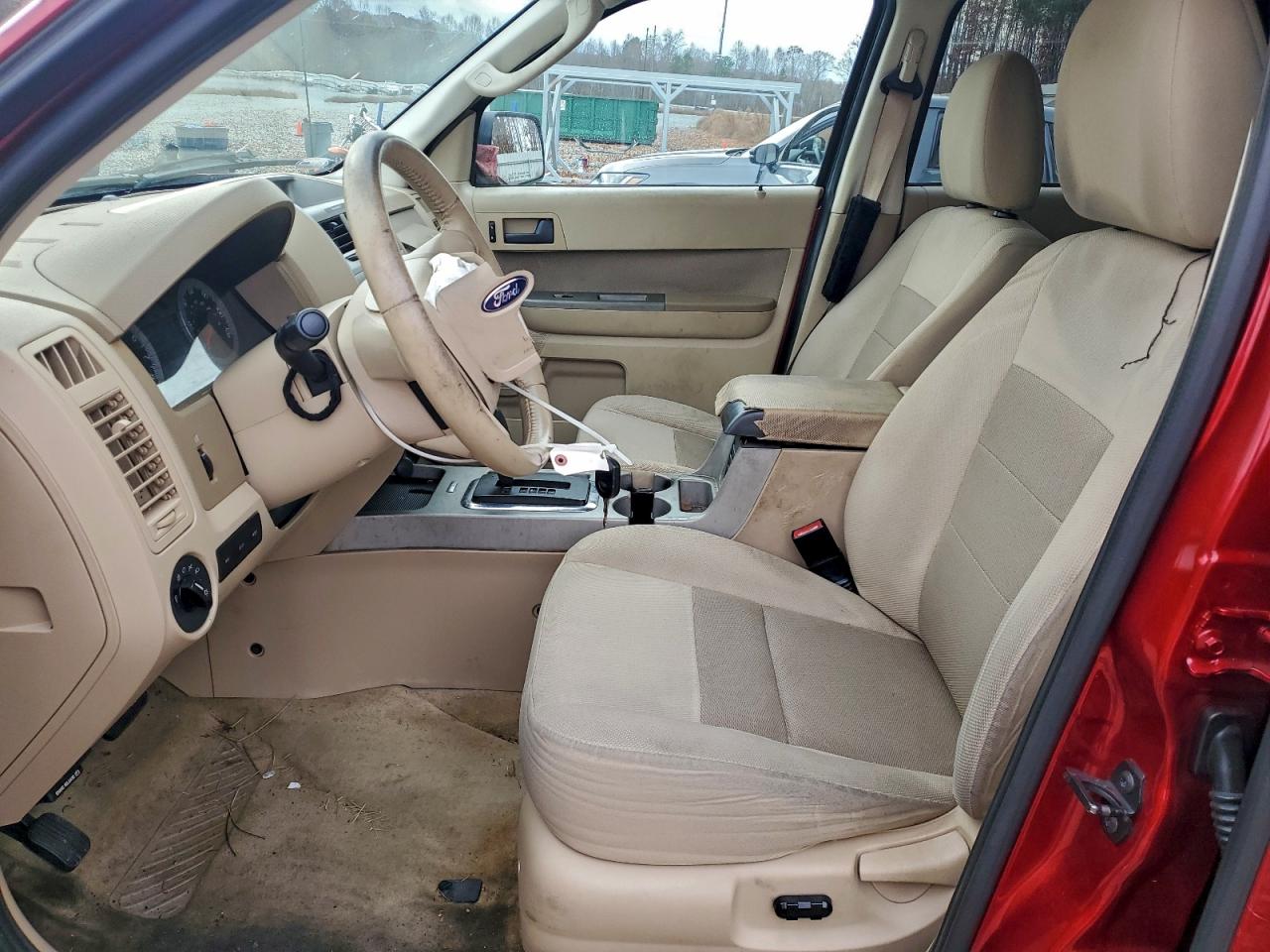 Ford Escape Xlt Image 9