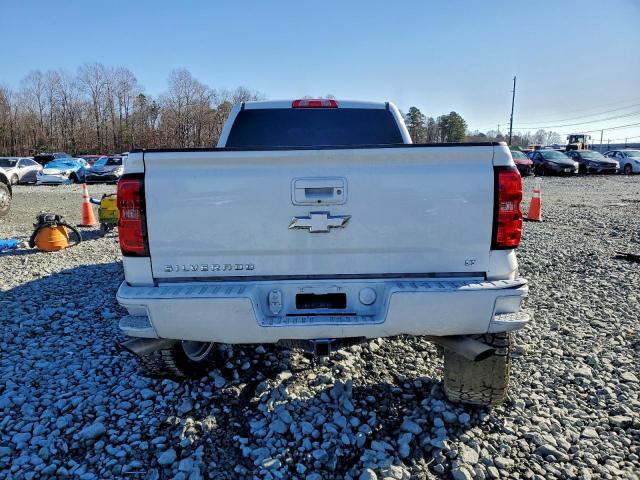 Chevrolet Silverado K1500 Lt Image 8