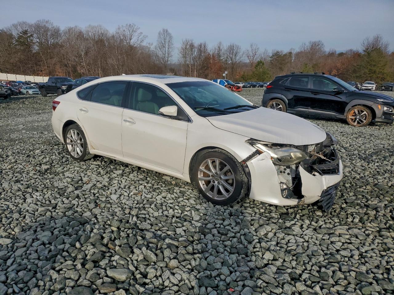 Toyota Avalon Xle Image 7