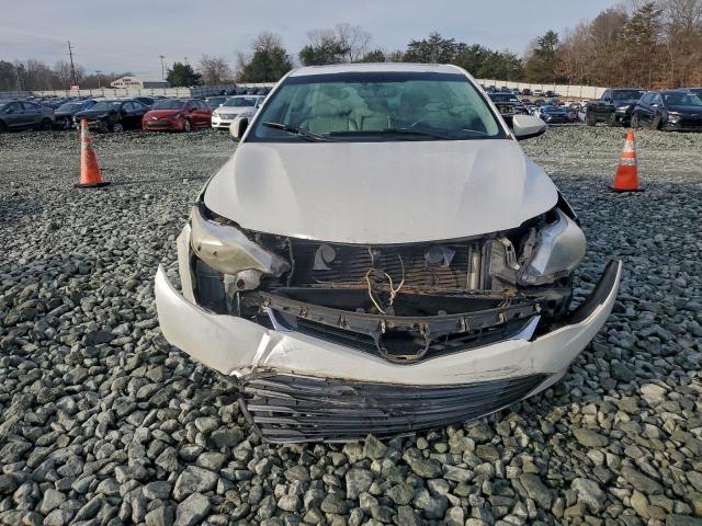 Toyota Avalon Xle Image 5