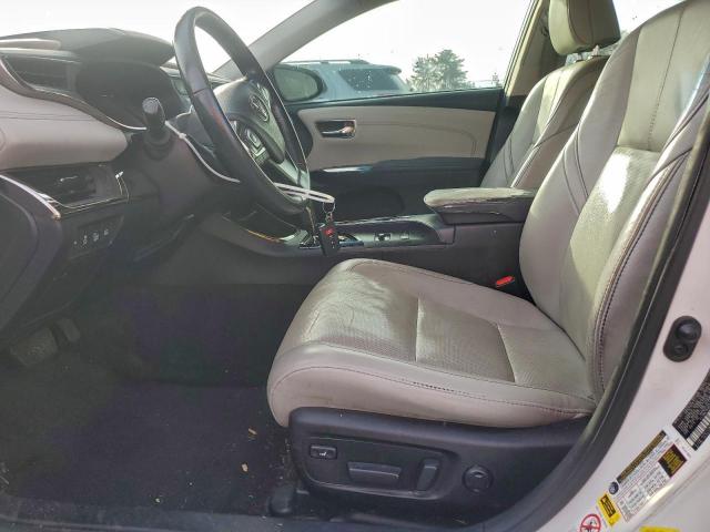 Toyota Avalon Xle Image 6