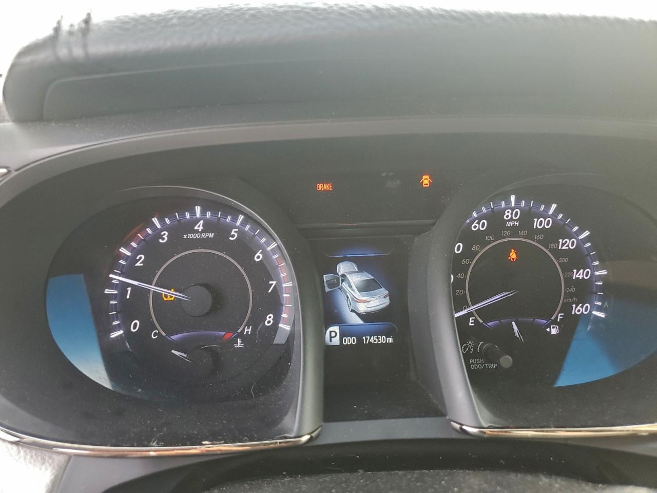 Toyota Avalon Xle Image 11