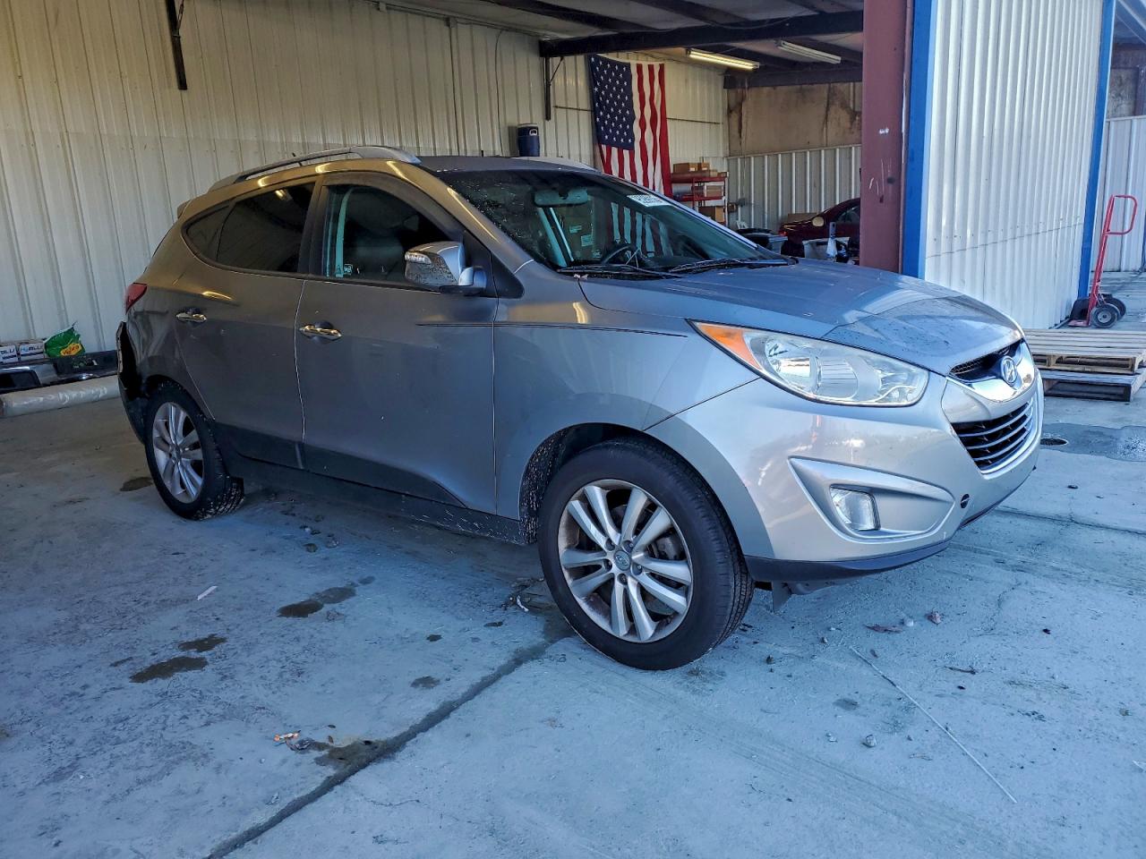 Hyundai TUCSON Gls Image 3