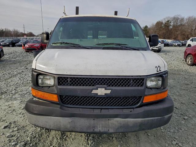 Chevrolet Express Image 6