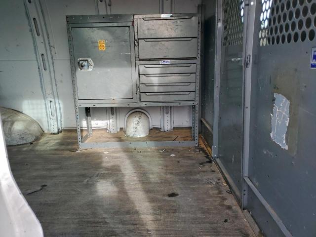 Chevrolet Express Image 8