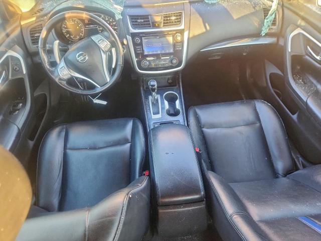 Nissan Altima 2.5 Image 6